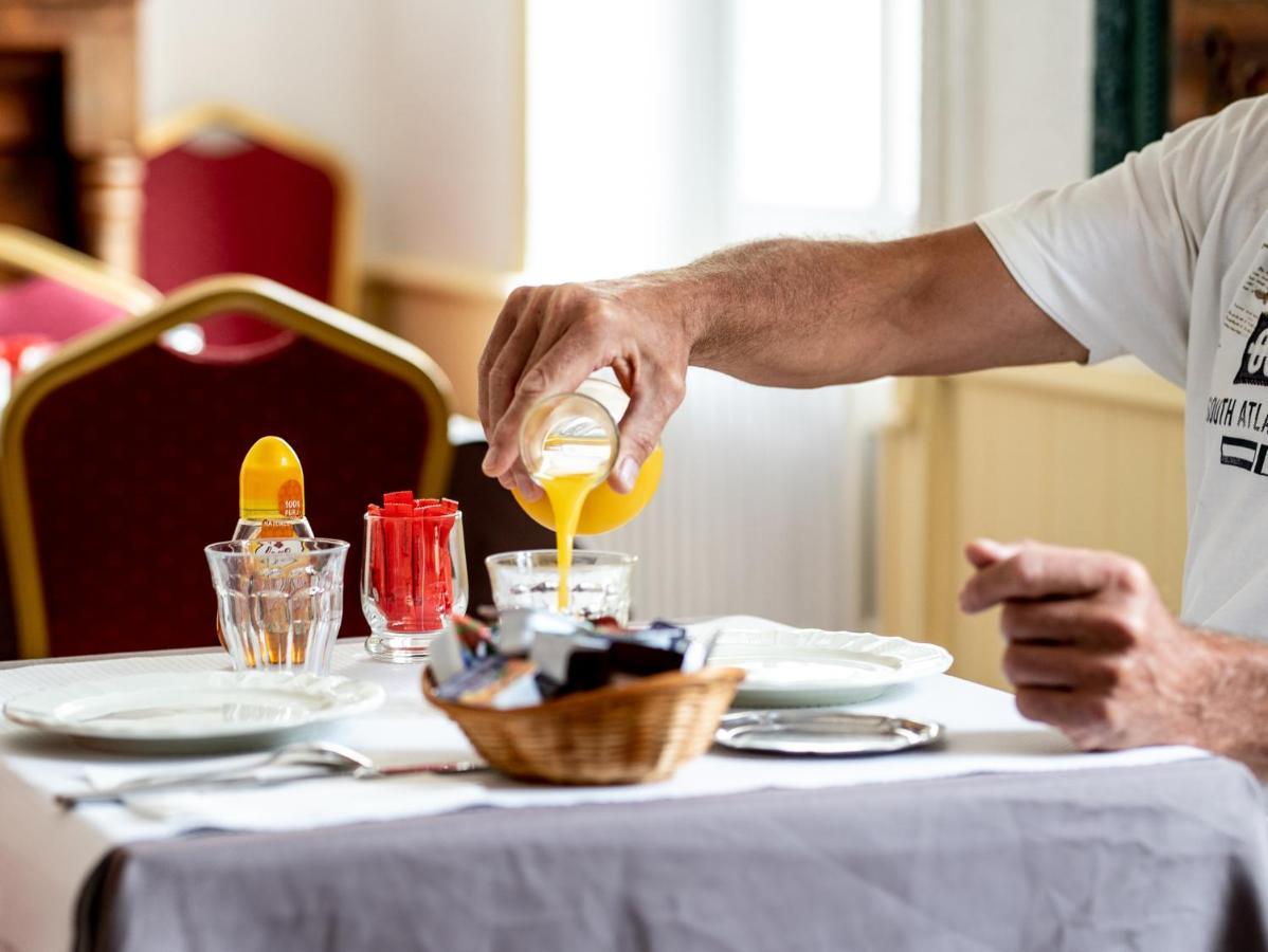 Hotel Des Voyageurs Рокамадур Екстериор снимка